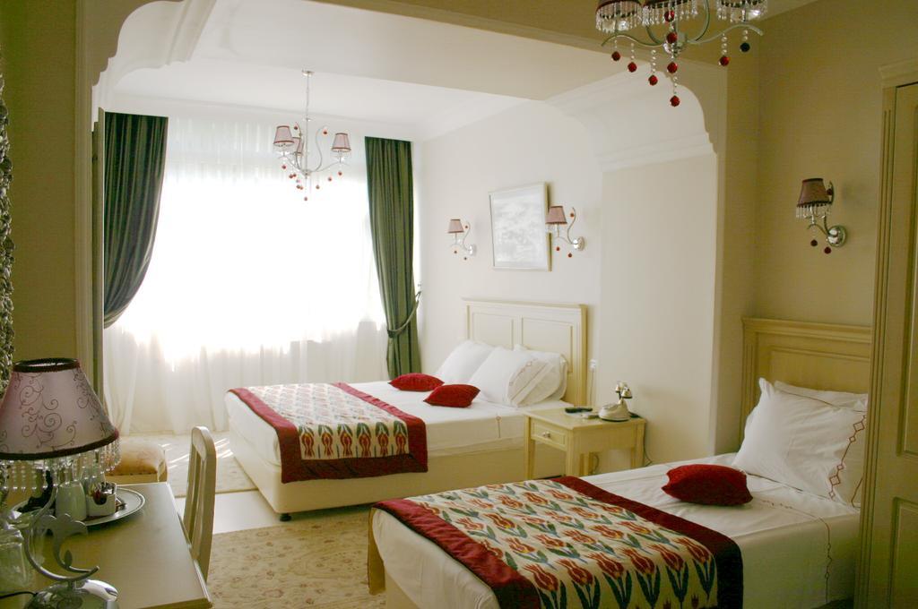 Divas Hotel Istanboel Buitenkant foto